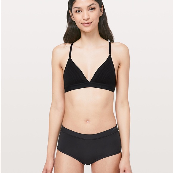 Lululemon Uncover Me Bralette - Picture 4 of 7